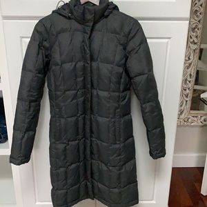 Women’s Size Small North Face Gray Parka